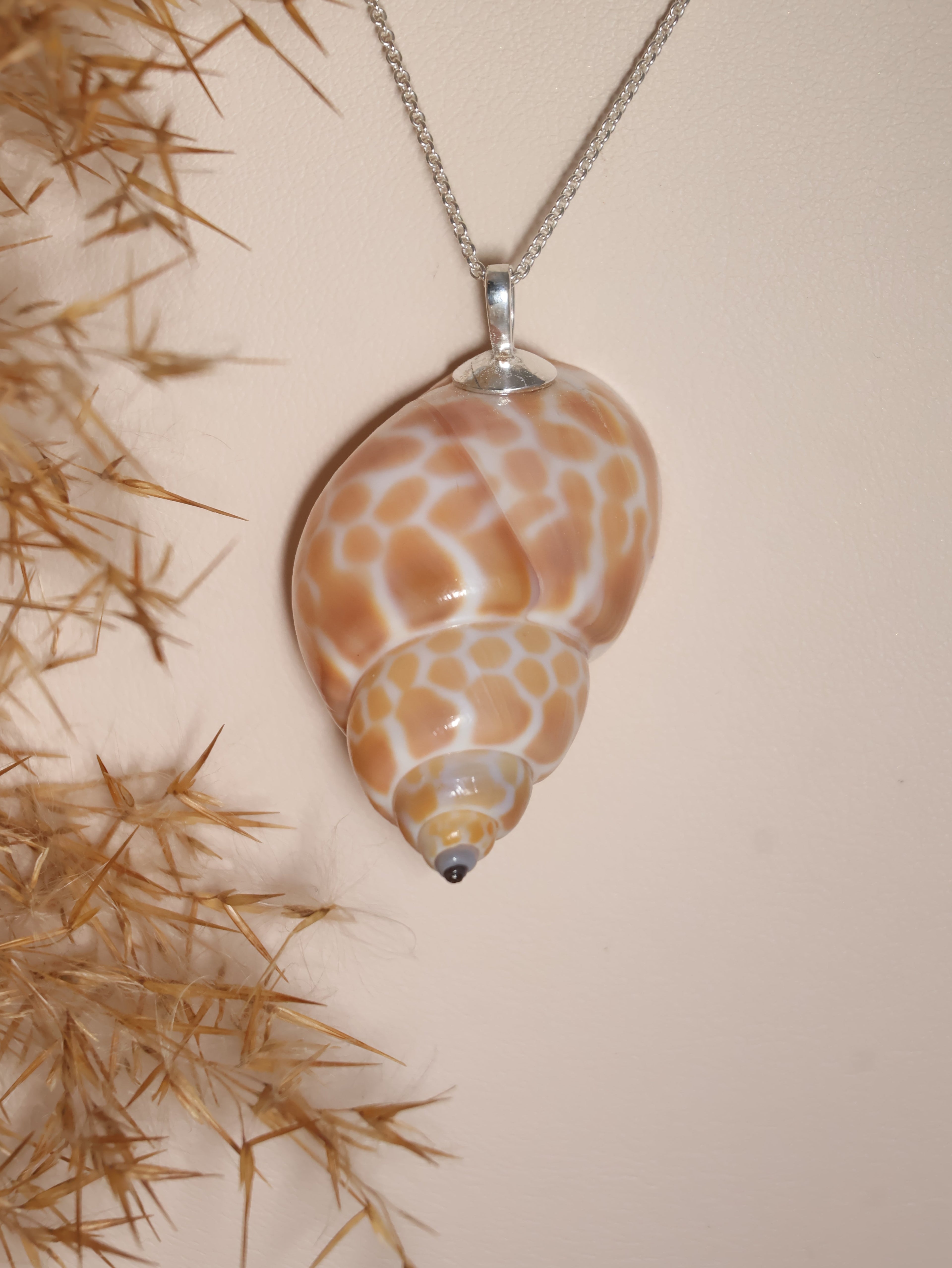 Pandantiv Giraffe Shell